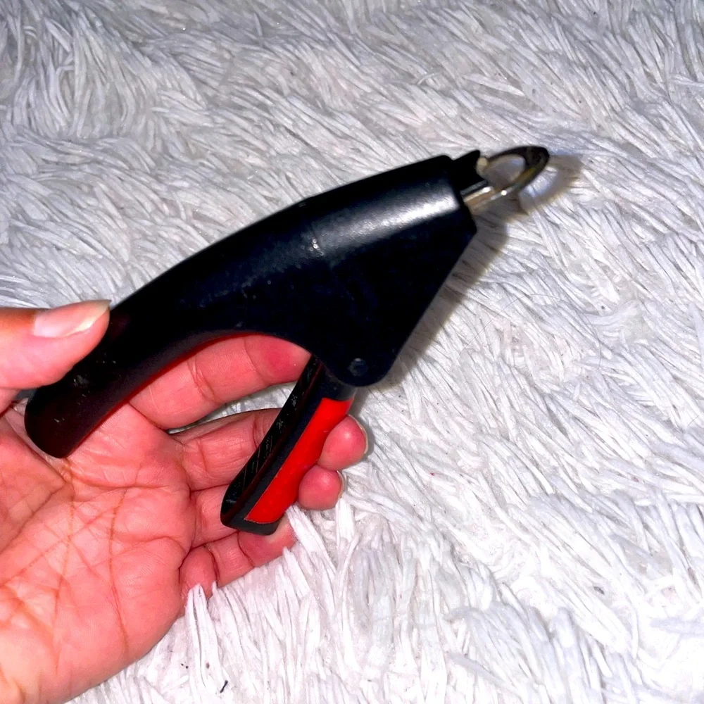 Dog nail clippers